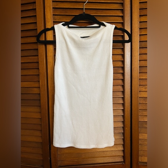 J.Crew Top - Picture 3 of 5